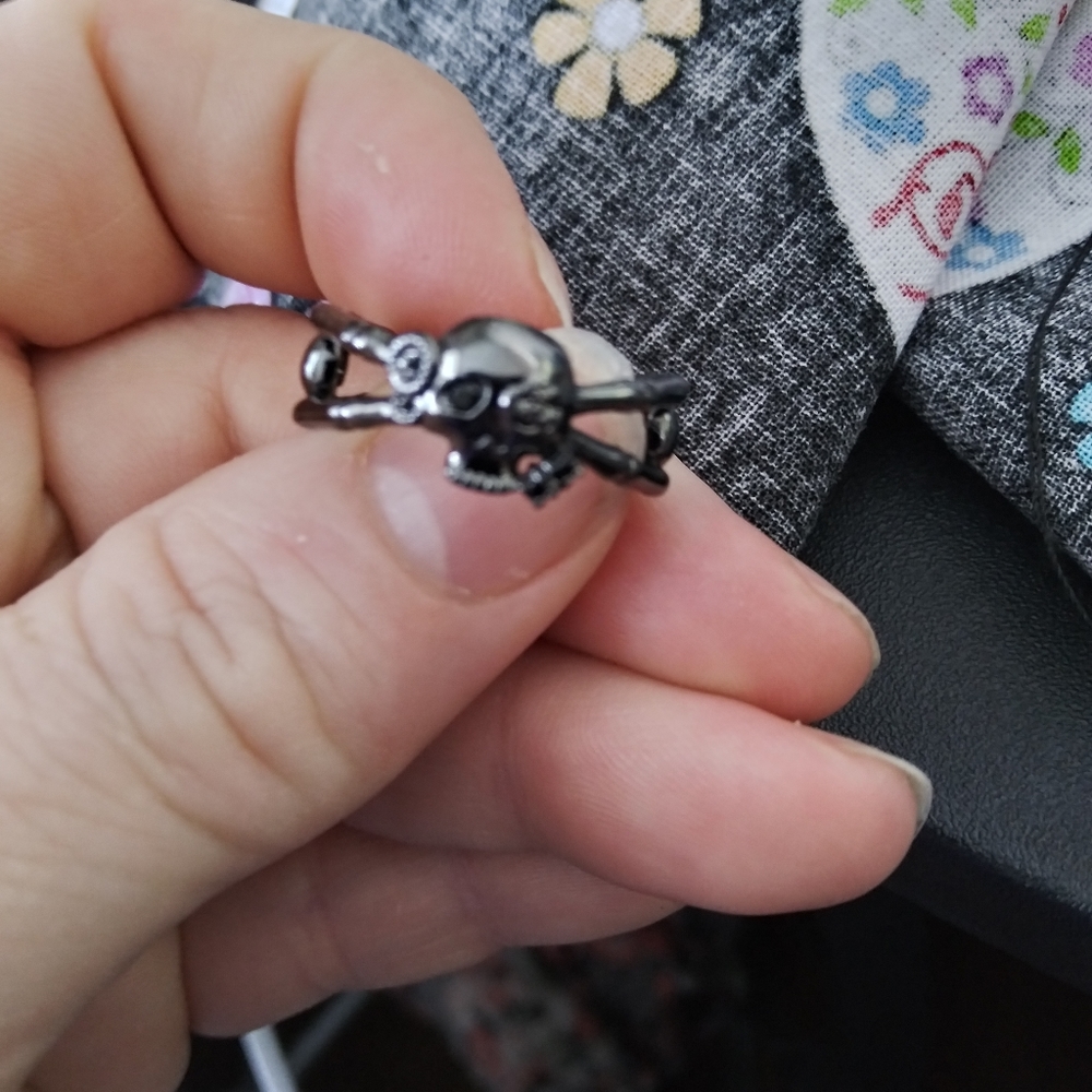 Black Skull Ring